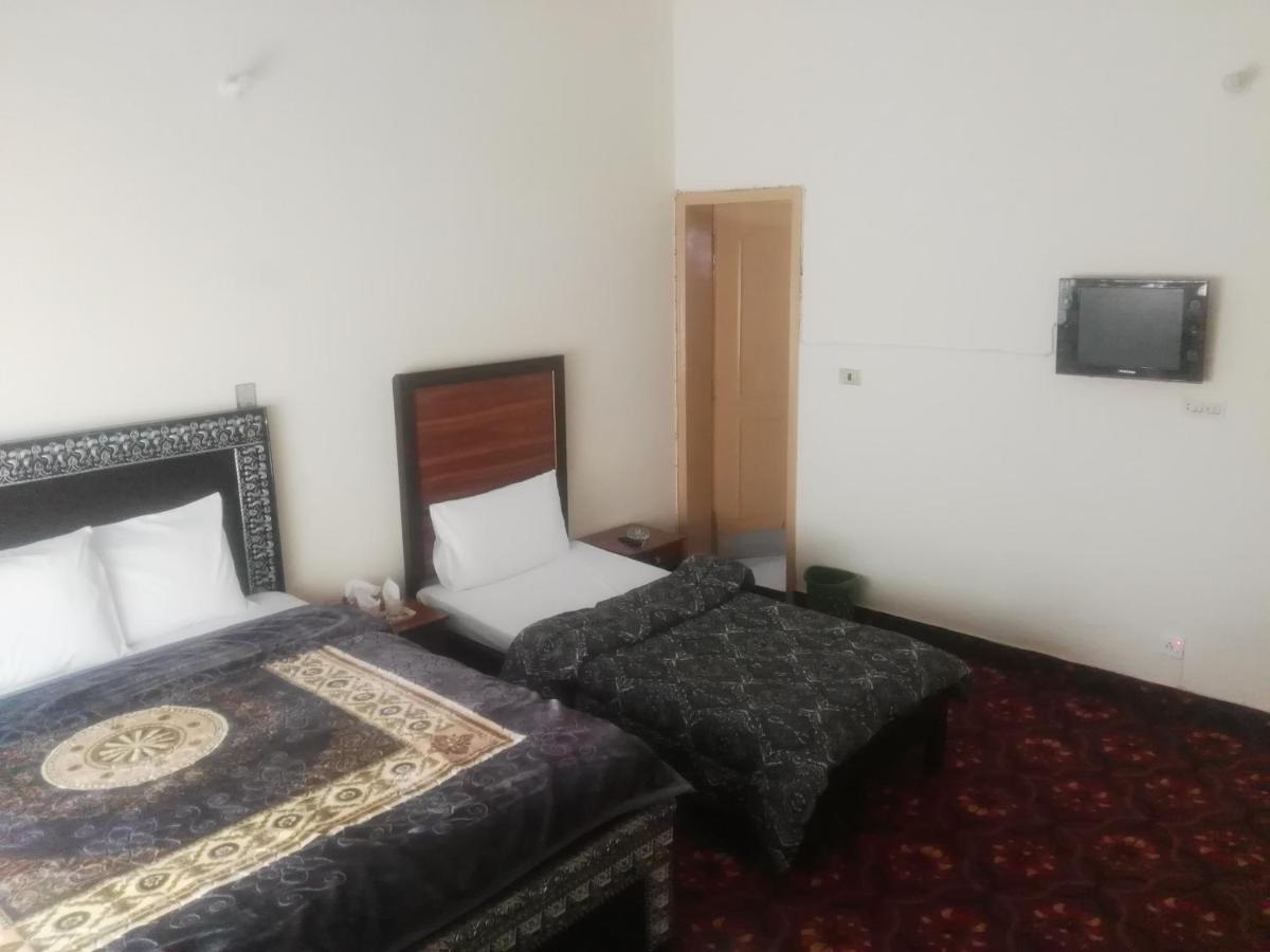 Khyber Inn Islamabad Luaran gambar