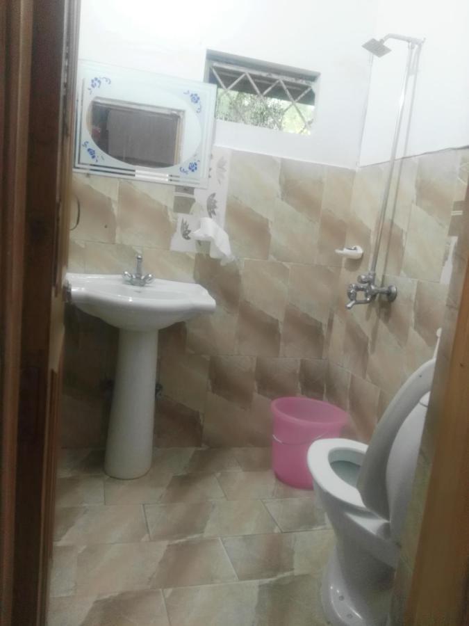 Khyber Inn Islamabad Luaran gambar
